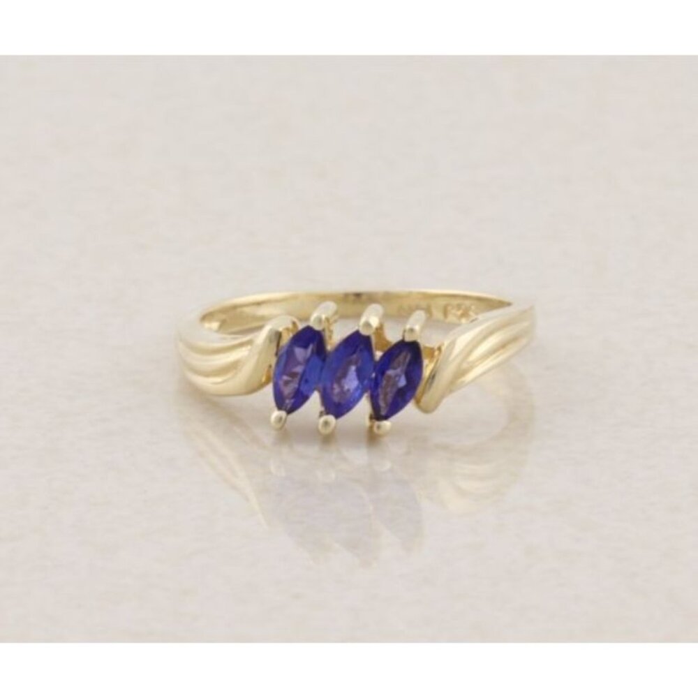 14k Yellow Gold Natural Purple Tanzanite Ring Size 5 1/4